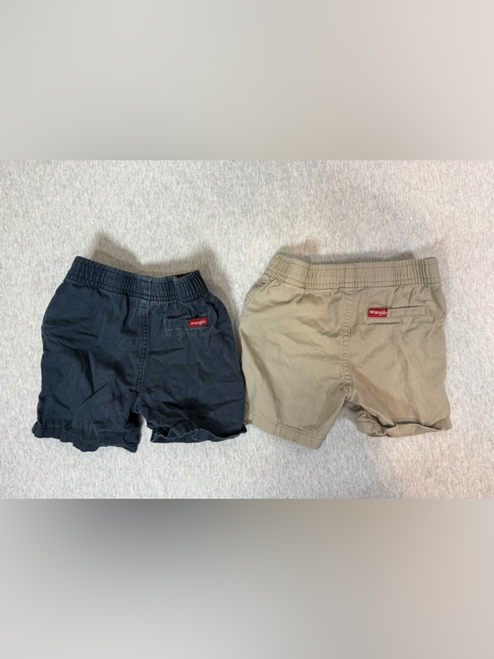 Set of 2β Wrangler Little Boysβ Shorts π Size 3T β Khaki & Navy - Picture 6 of 6